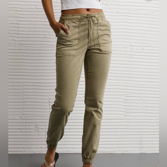 AE Stretch High-Waisted Jegging Jogger with zipper leg closure - size 6 - Picture 2 of 6